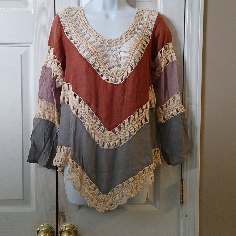 Anna-Kaci V-Neck Crochet Summer Coverup  Boho Western Top Sz M